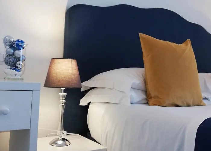 Domus Fortunae Bed & Breakfast 4*